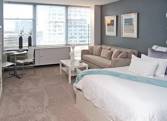 3rd image of 2861 S King Dr #2