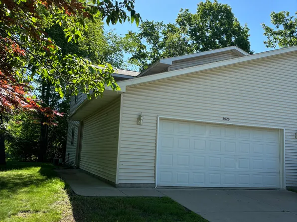 5020 Russell St, Midland, MI 48640