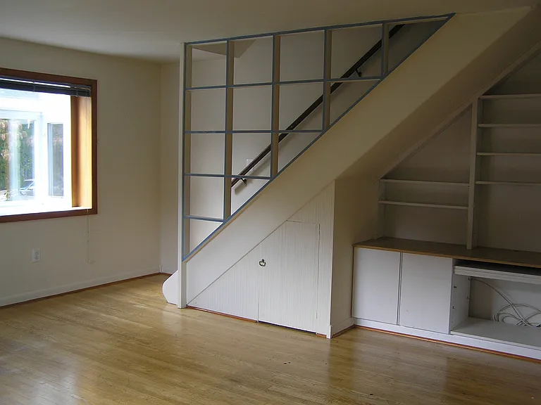 4131 Leonard Dr — Photo 5