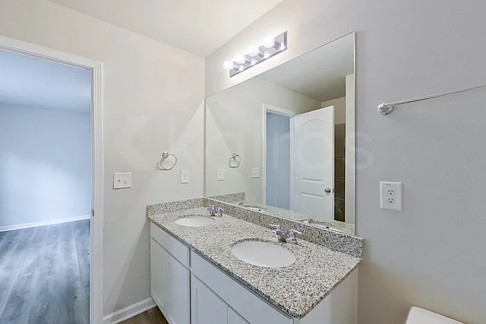 216 York Ln — Photo 16