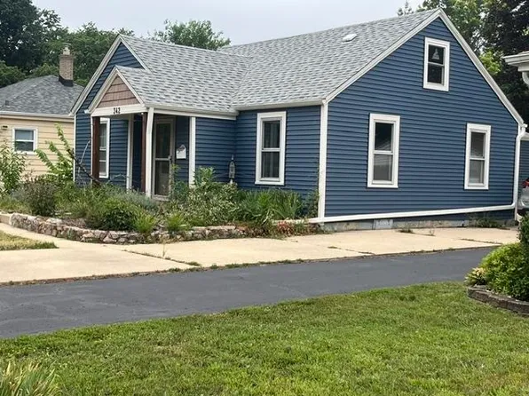 342 Burrwood Ave, Loves Park, IL 61111