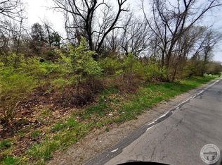 3505 Moorefield Rd, Springfield, OH 45502