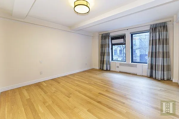 Rented by Halstead Real Estate | media 6