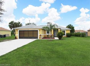 647 Bell Blvd, Lehigh Acres, FL 33974