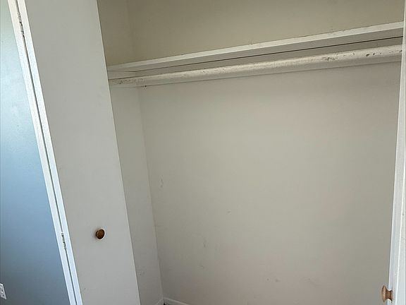 2nd image of 3902 Rayton Rd