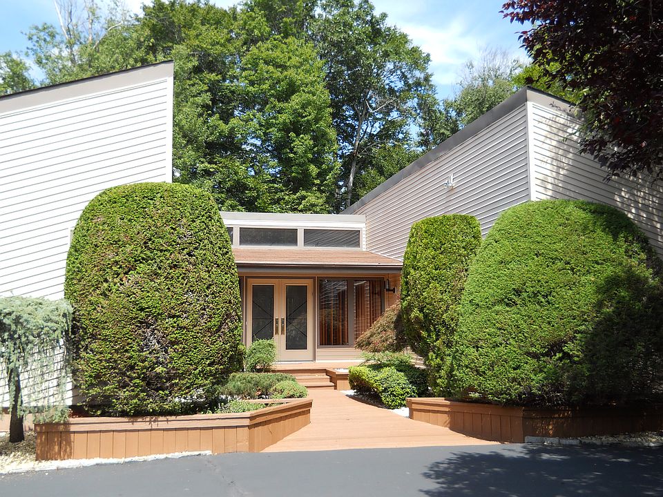 1st image of 56 Pecan Valley Dr