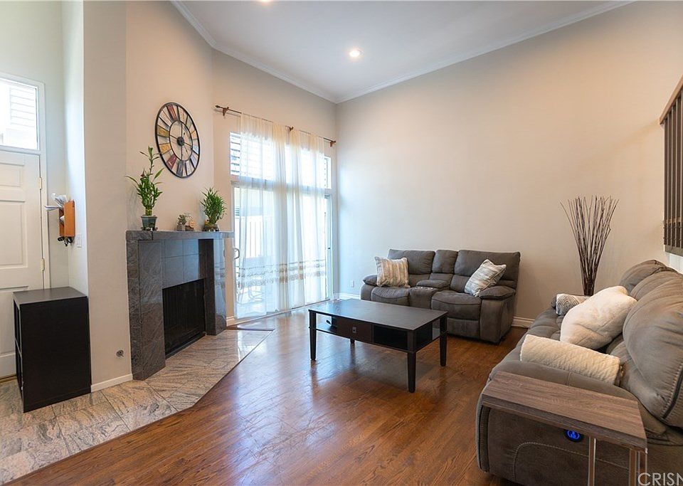 1st image of 4730 Ben Ave Unit 2