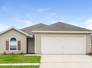 2000 Hunters Trace Cir, Middleburg, FL 32068