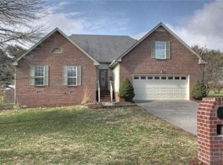 174 Royal Ct, Gallatin, TN 37066
