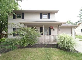 8218 Roxboro Ct, Fort Wayne, IN 46815