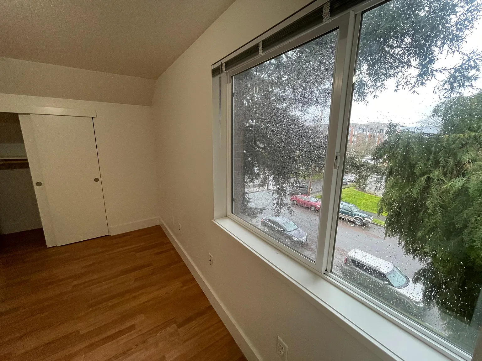 Studio, 400 sqft, $995 — Photo 4