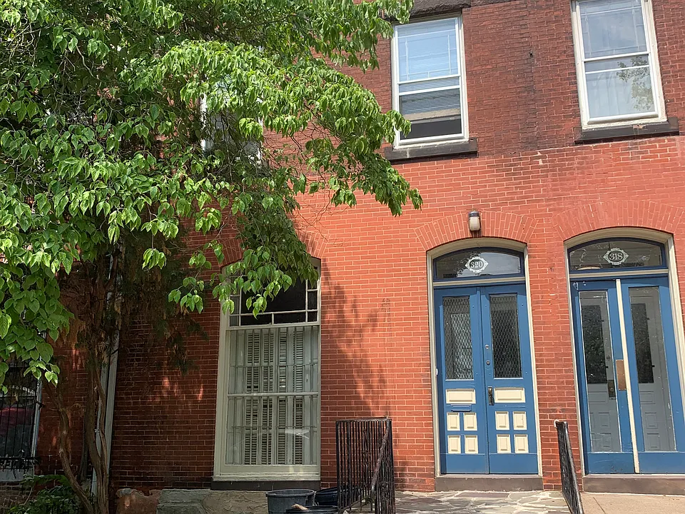 320 S 42nd St