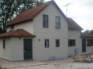 1481 Fan Rd, Waukon, IA 52172