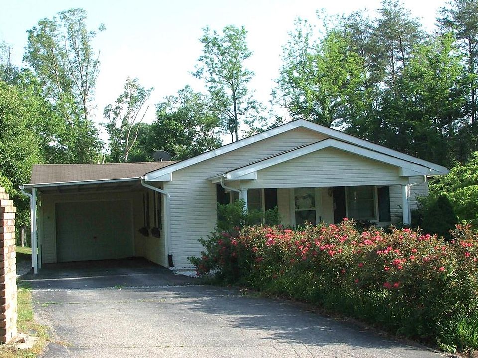 1st image of 615 Knepp Cir