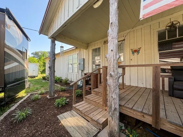 3575 County Road 1325, Warren, TX 77664