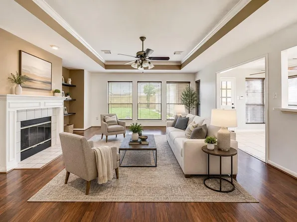 6123 Old Farmhouse Ln, Katy, TX 77449