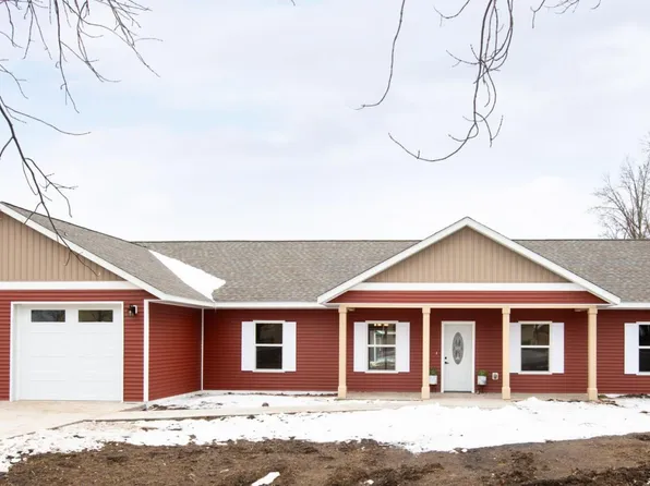 422 Maple St, Lowry, MN 56349