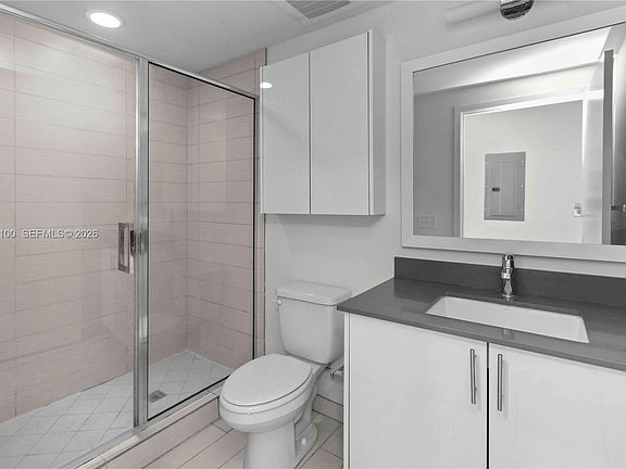 5th image of 999 SW 1st Ave APT 3202