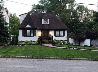 31 Monroe St, Cedar Grove, NJ 07009