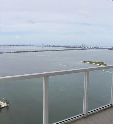 4th image of 1900 Bayshore Dr #4212