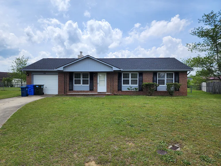 7821 Laura Ann Ct — Photo 1