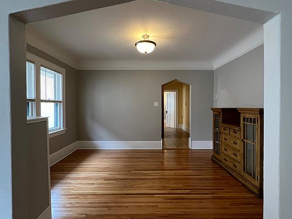 3rd image of 3757 Harriet Ave APT 5