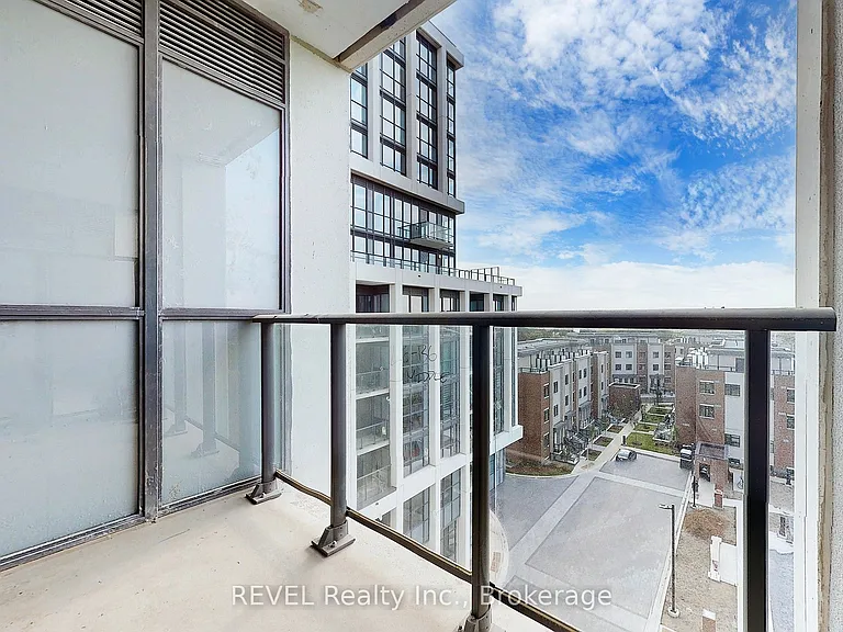 1063 Douglas McCurdy Cmn #602 — Photo 24