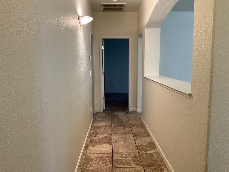 8418 Granite Cove Dr — Photo 11