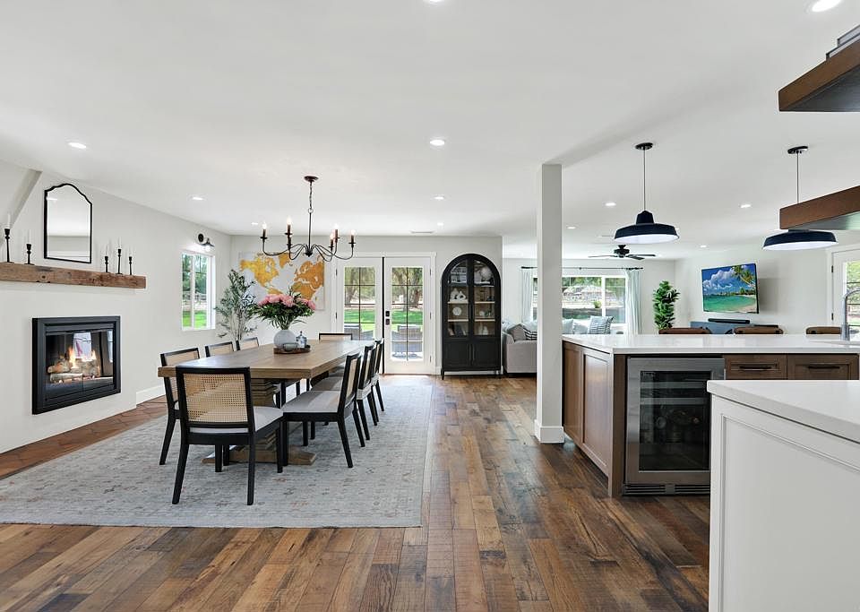 1st image of 15459 Glentree Rd
