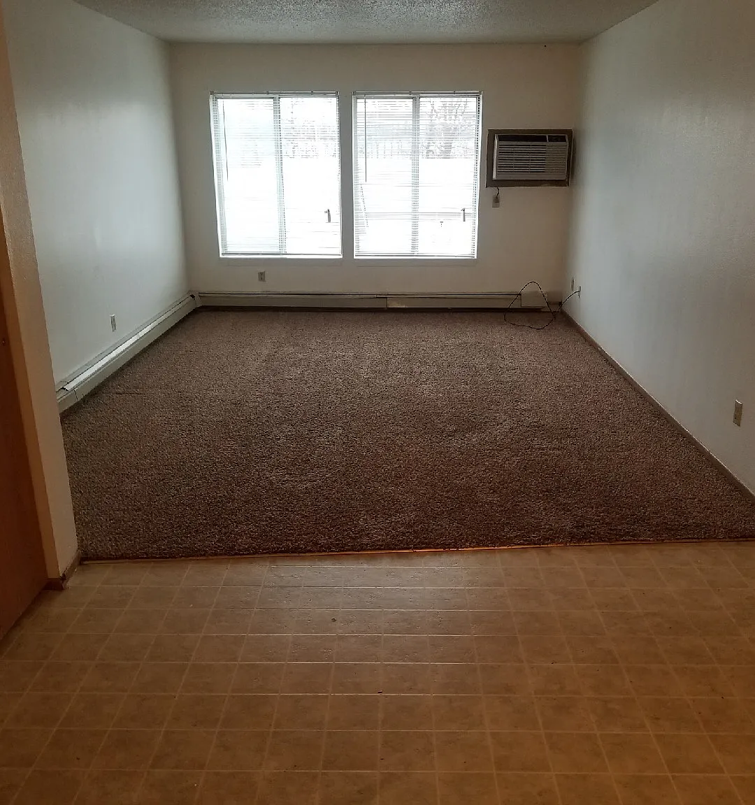 2 bed, 825 sqft, $1,020 — Photo 2