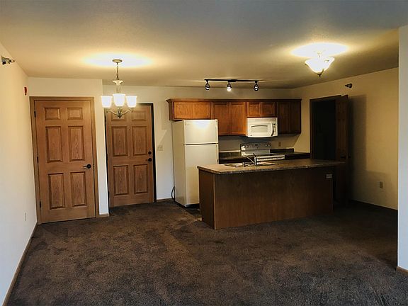 2nd image of 960 Highway 16 E #11306327