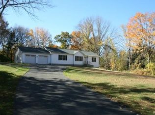 372 E Village Rd, Shelton, CT 06484