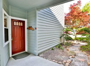 7860 Canyon Meadow Cir APT E, Pleasanton, CA 94588