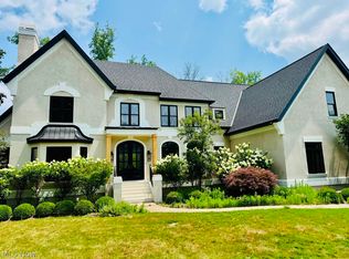 500 Club Dr, Aurora, OH 44202