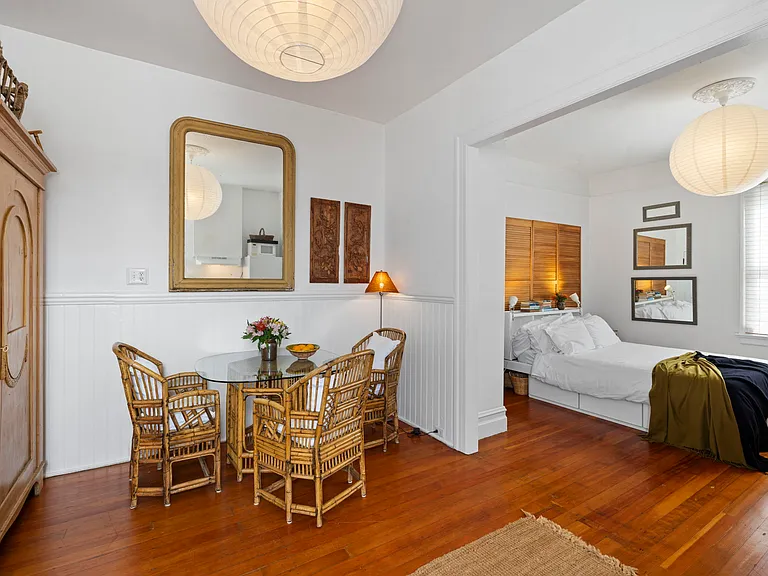 121 Varennes St #1F — Photo 6