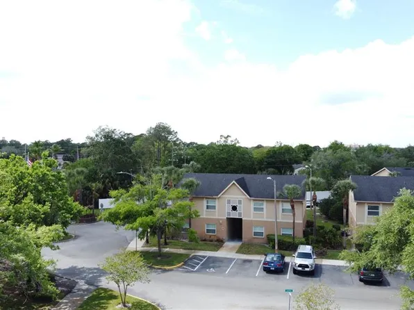 9950 Turf Way APT 4, Orlando, FL 32837