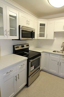 1st image of 1981 Saint Lawrence Dr #13