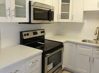 1981 Saint Lawrence Dr #13, Santa Clara, CA 95051
