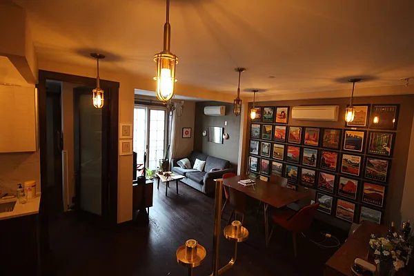 Rented by Nooklyn NYC LLC | media 34