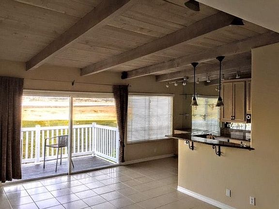 3rd image of 4007 Crown Point Dr Unit 14