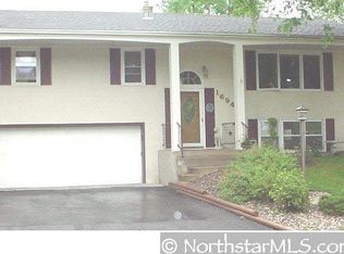 1694 Ruth St, Saint Paul, MN 55109