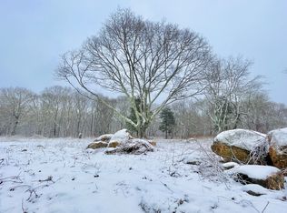 16 Bittersweet Way, Stonington, CT 06378