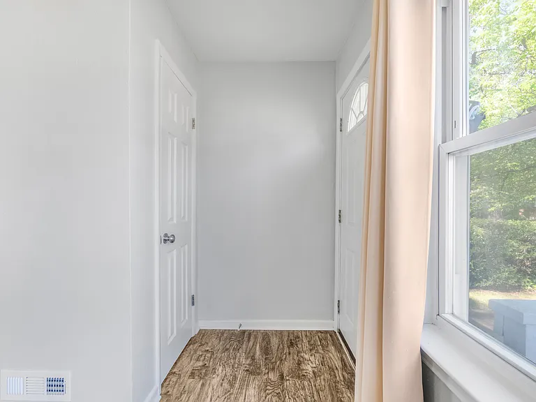6419 Grimes Ave — Photo 17