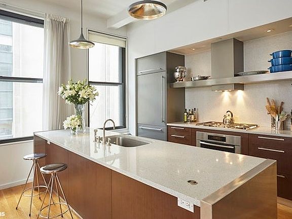 3rd image of 76 Madison Ave APT 4A