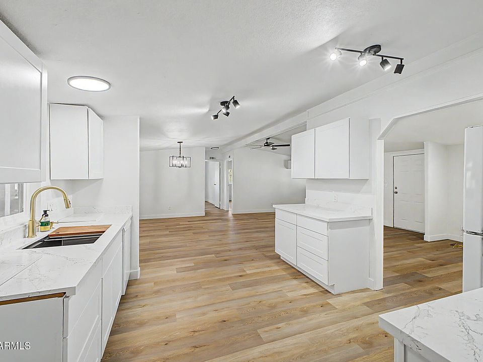 1st image of 4335 E FREMONT Street