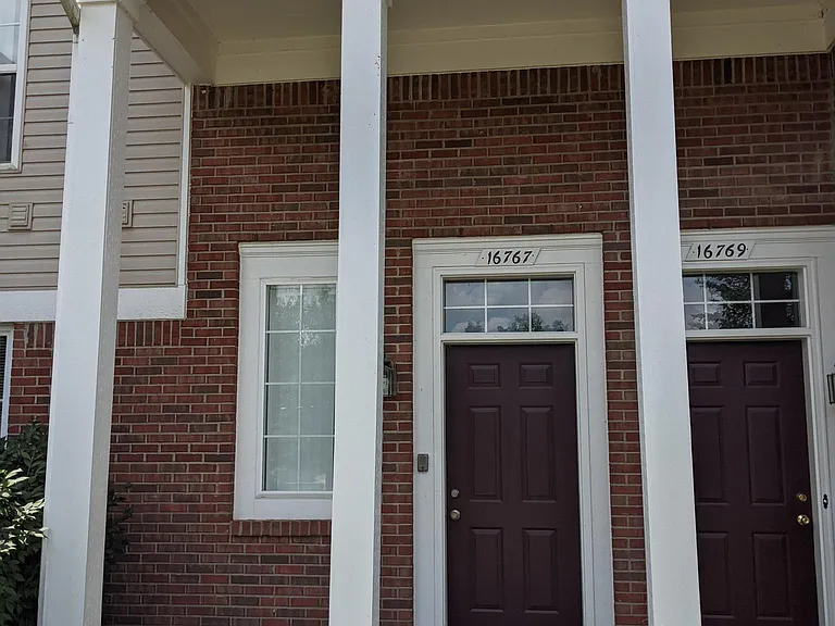 16767 Carriage Way — Photo 3