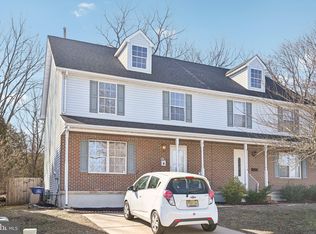 14 Lee St, Pemberton, NJ 08068