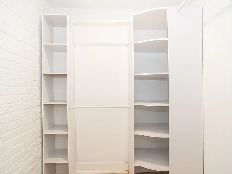 633 S Laflin St #203 — Photo 11