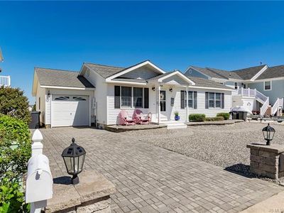 36 Benjamin Blvd, Manahawkin, NJ, 08050