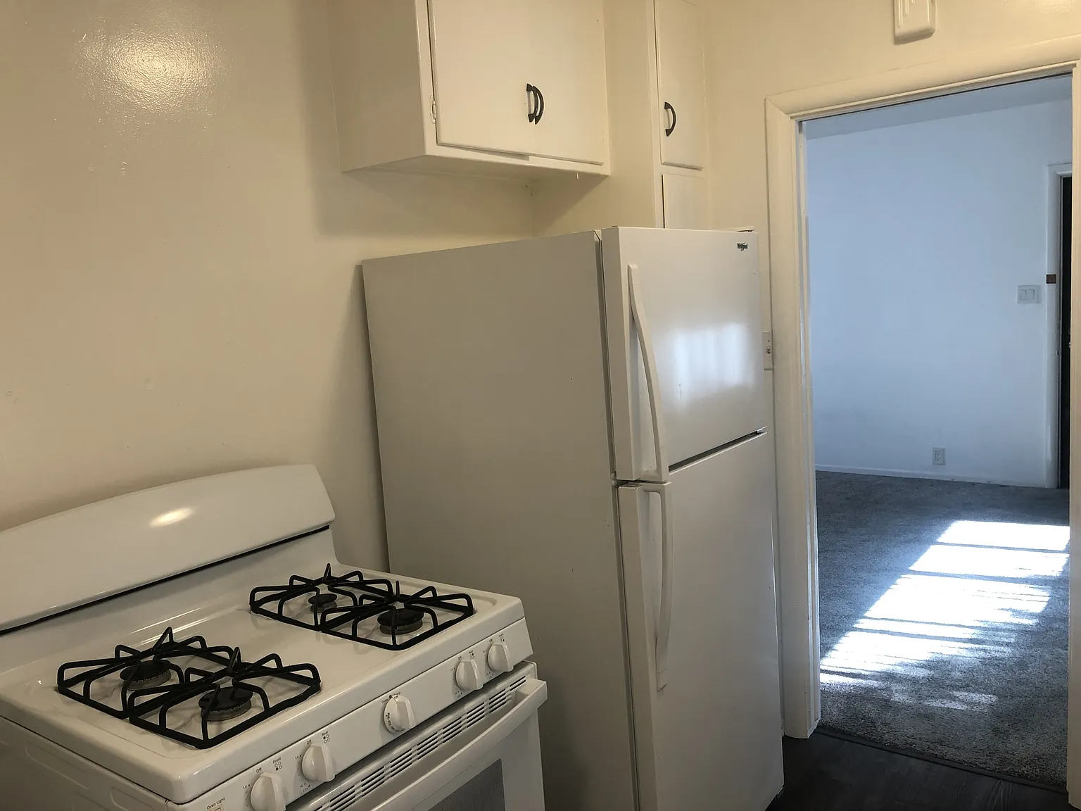 252 Bonito Ave — Photo 2